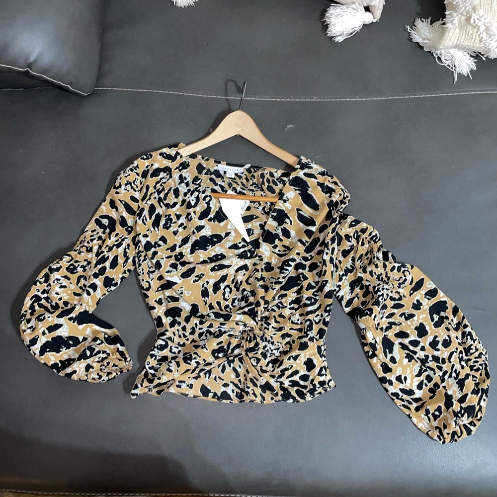 Topshop Leopard Print Wrap Blouse | Size 2 (NWT)